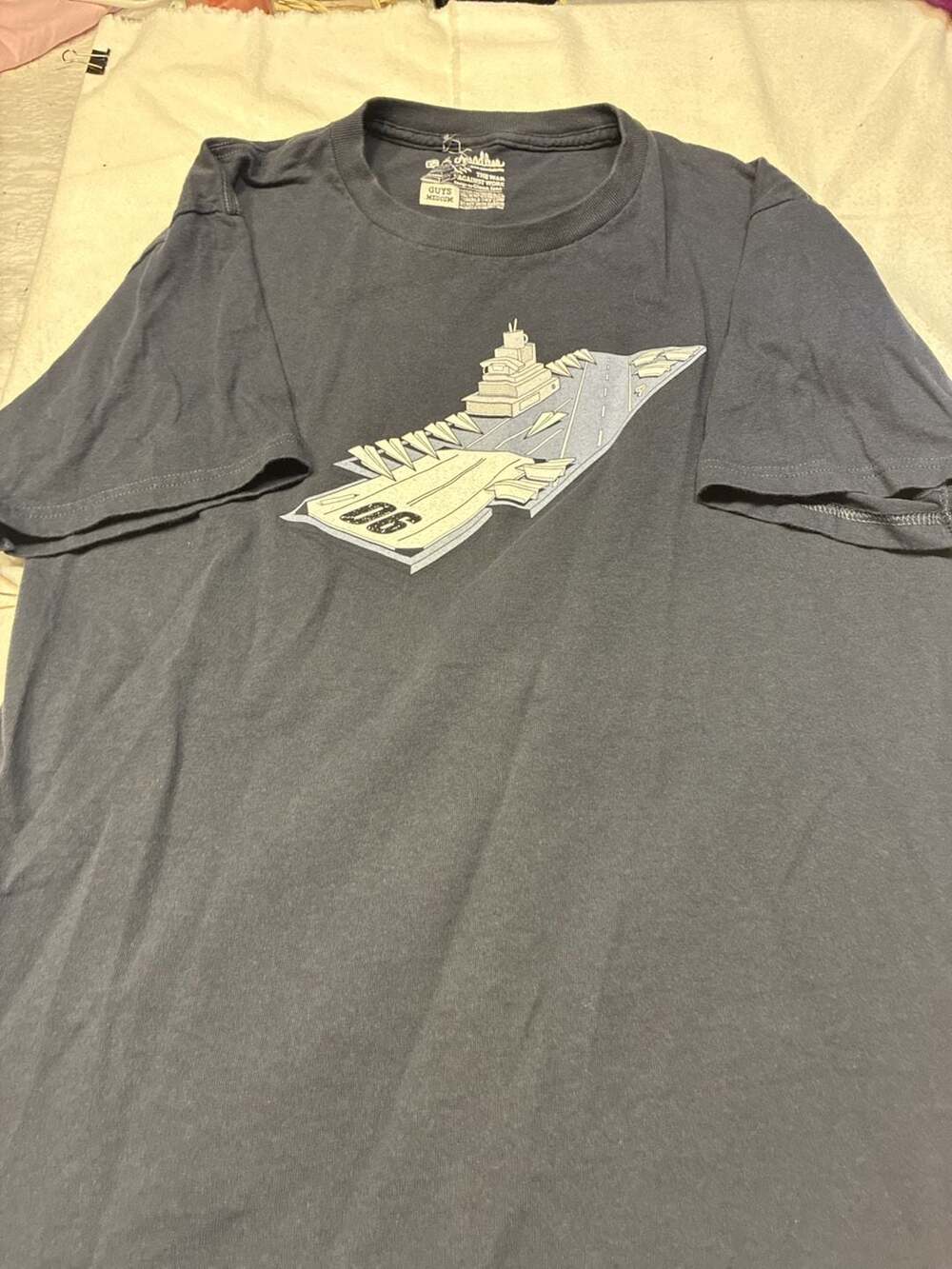 Threadless The War Against Work Graphic T-Shirt Size Medium